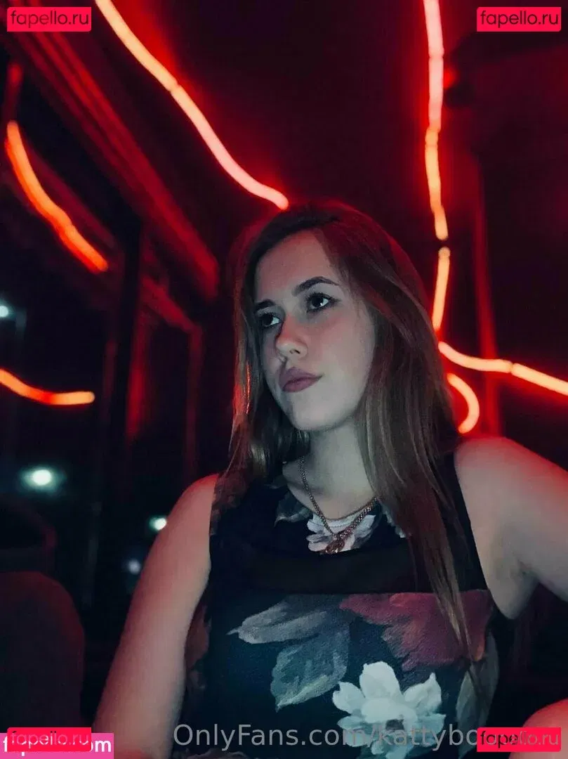 kattyboooom Onlyfans Photo Gallery 