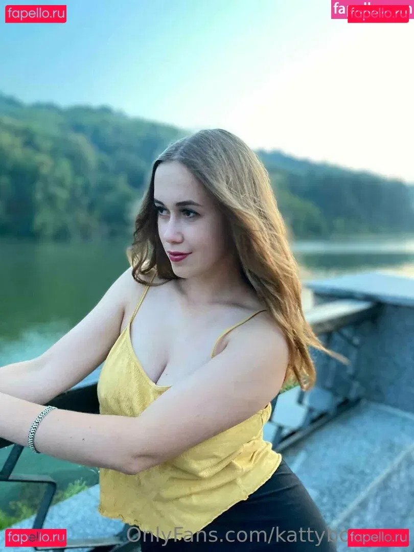 kattyboooom Onlyfans Photo Gallery 