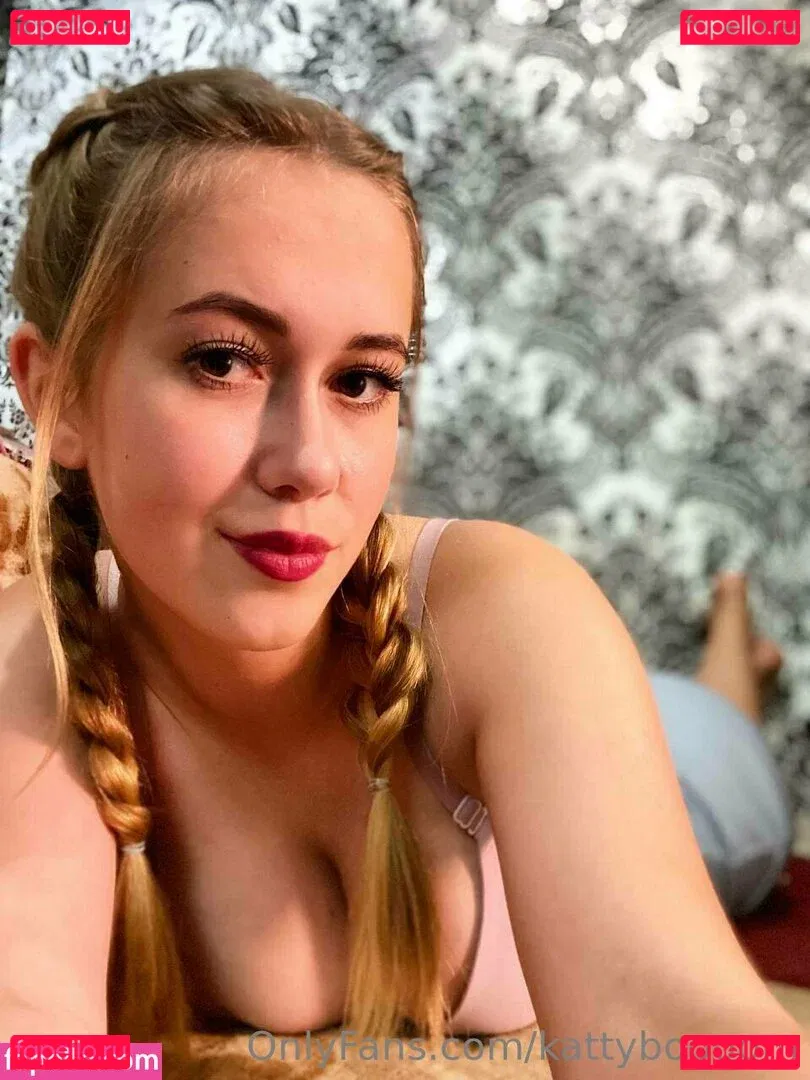 kattyboooom Onlyfans Photo Gallery 