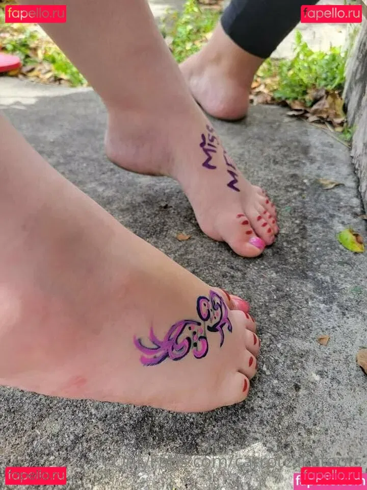 carrotcaketoots Onlyfans Photo Gallery 