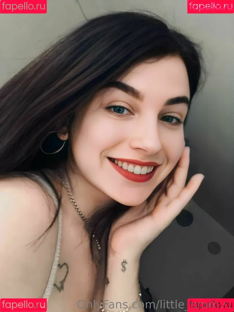 little_emmy1 Onlyfans Photo Gallery 