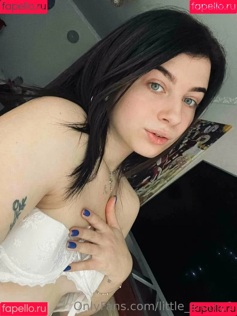 little_emmy1 Onlyfans Photo Gallery 