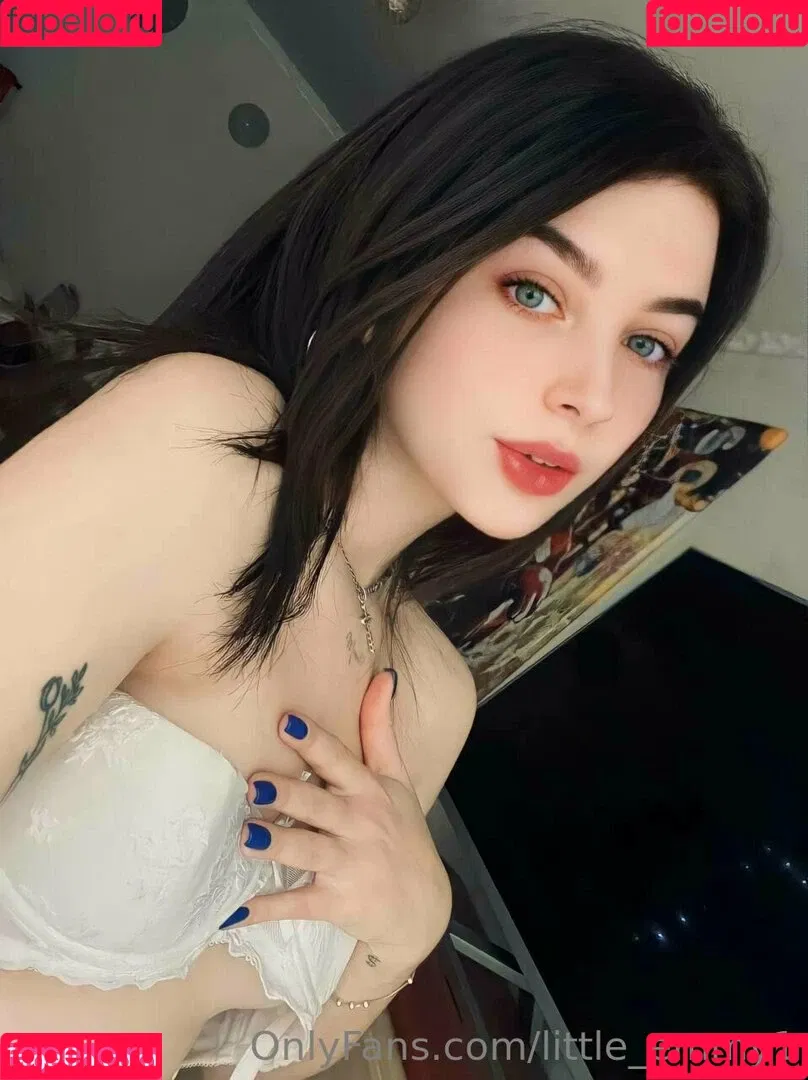little_emmy1 Onlyfans Photo Gallery 