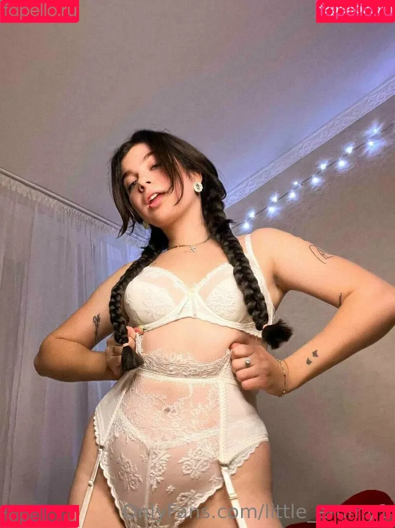 little_emmy1 Onlyfans Photo Gallery 