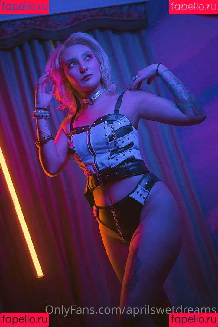 aprilswetdreams Onlyfans Photo Gallery 