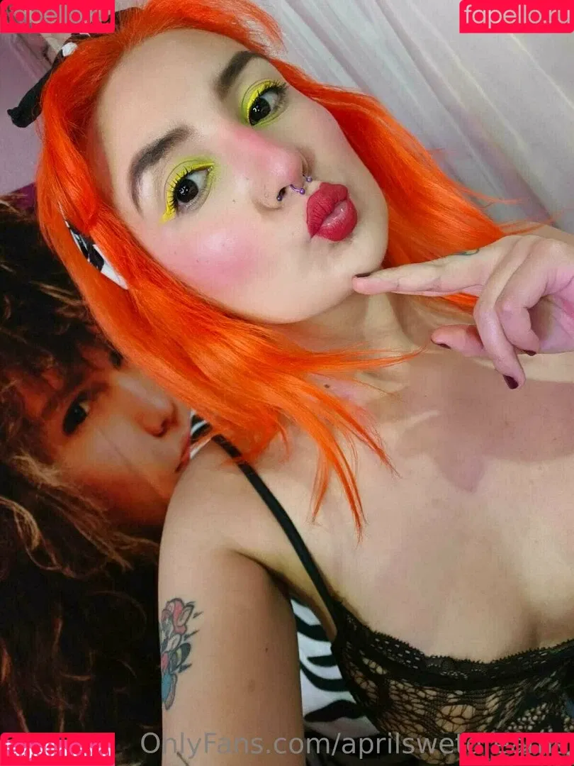aprilswetdreams Onlyfans Photo Gallery 