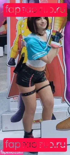 Faye Tan Onlyfans Photo Gallery 