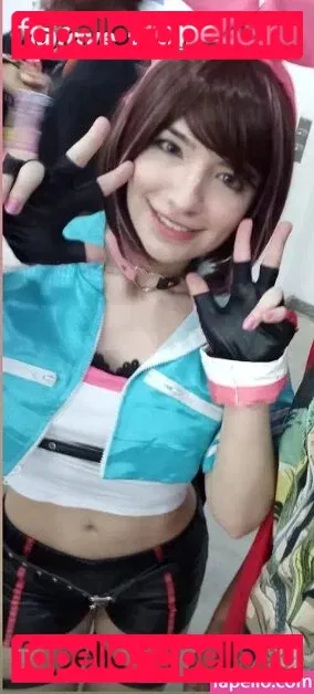 Faye Tan Onlyfans Photo Gallery 