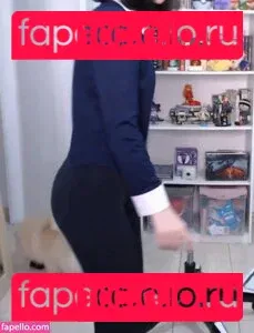 Faye Tan Onlyfans Photo Gallery 