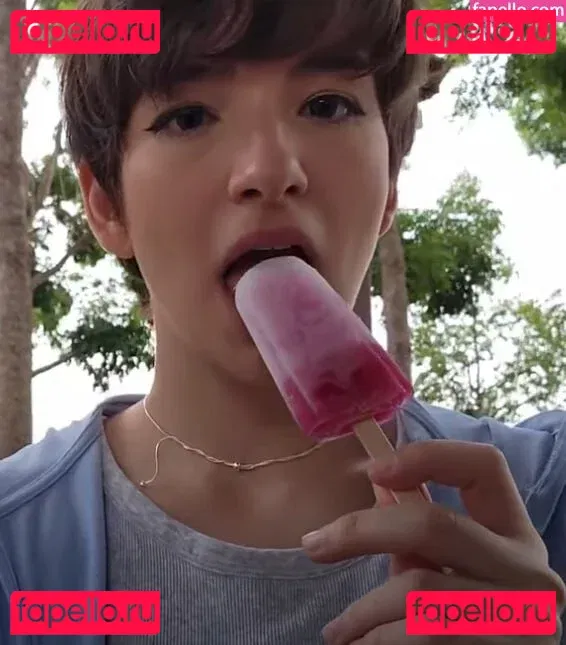 Faye Tan Onlyfans Photo Gallery 