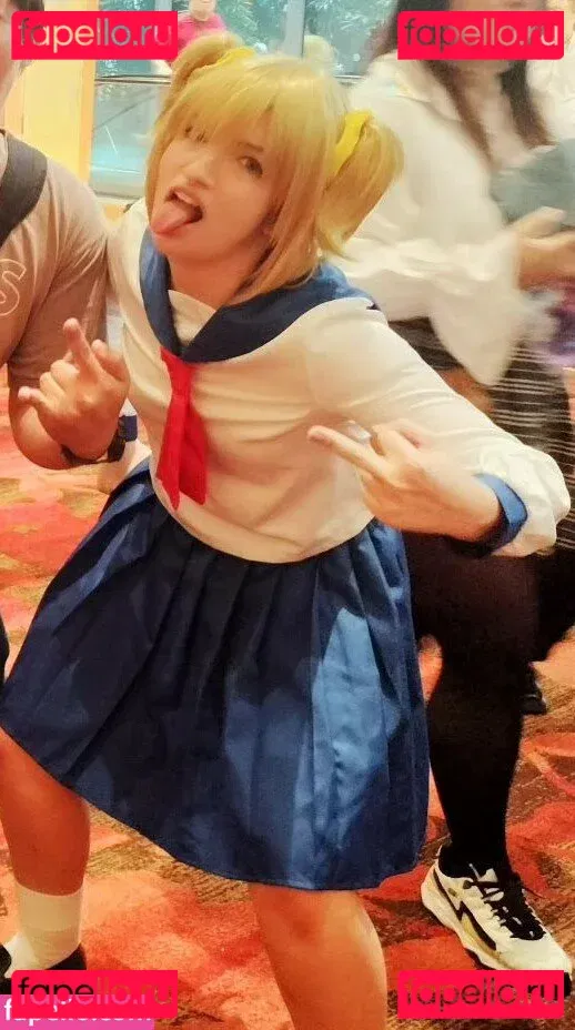 Faye Tan Onlyfans Photo Gallery 