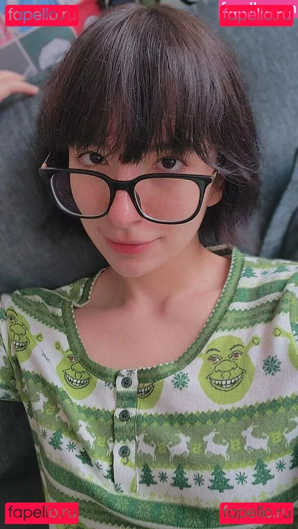 Faye Tan Onlyfans Photo Gallery 