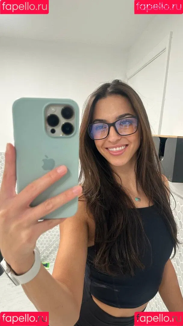 Isabela Lopez Onlyfans Photo Gallery 