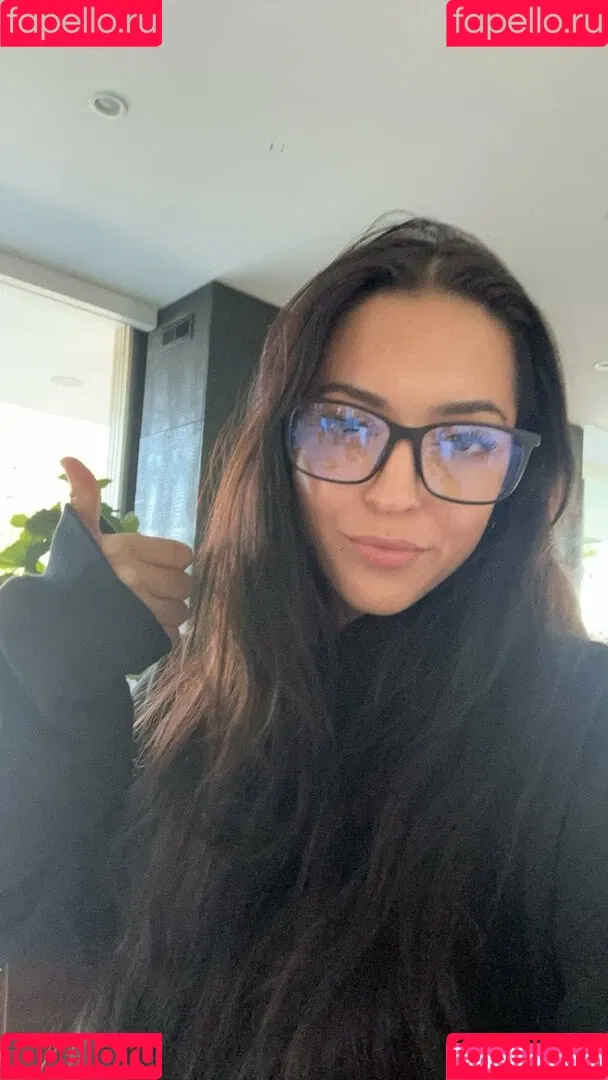Isabela Lopez Onlyfans Photo Gallery 