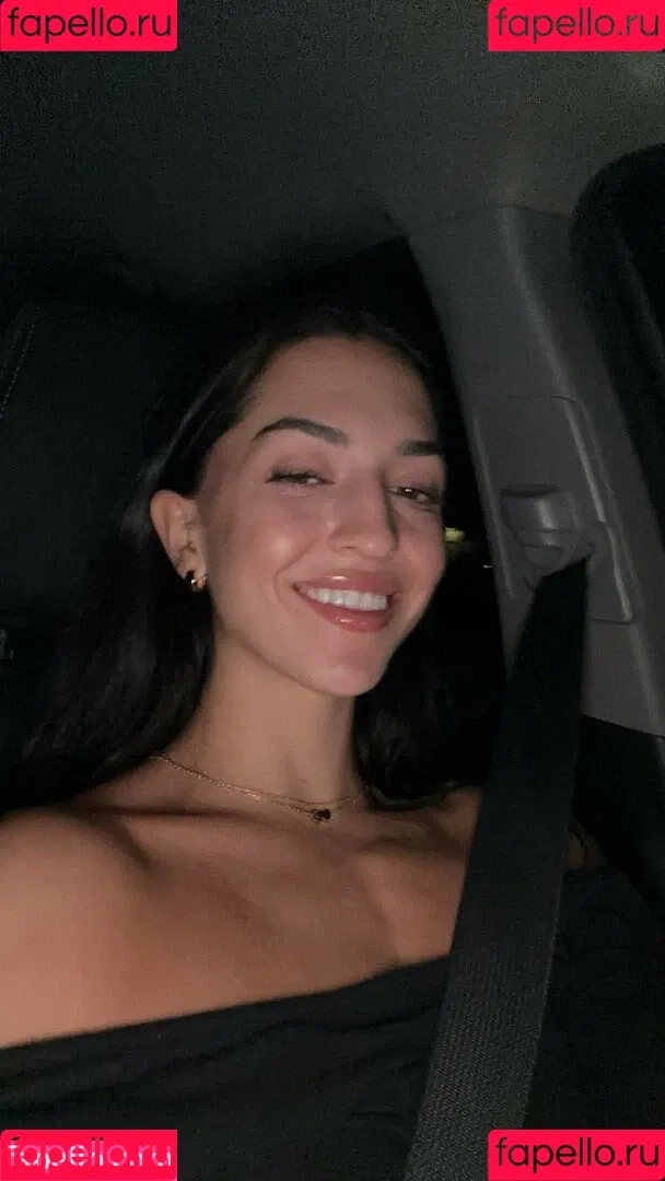 Isabela Lopez Onlyfans Photo Gallery 