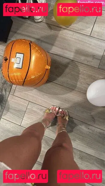 Isabela Lopez Onlyfans Photo Gallery 