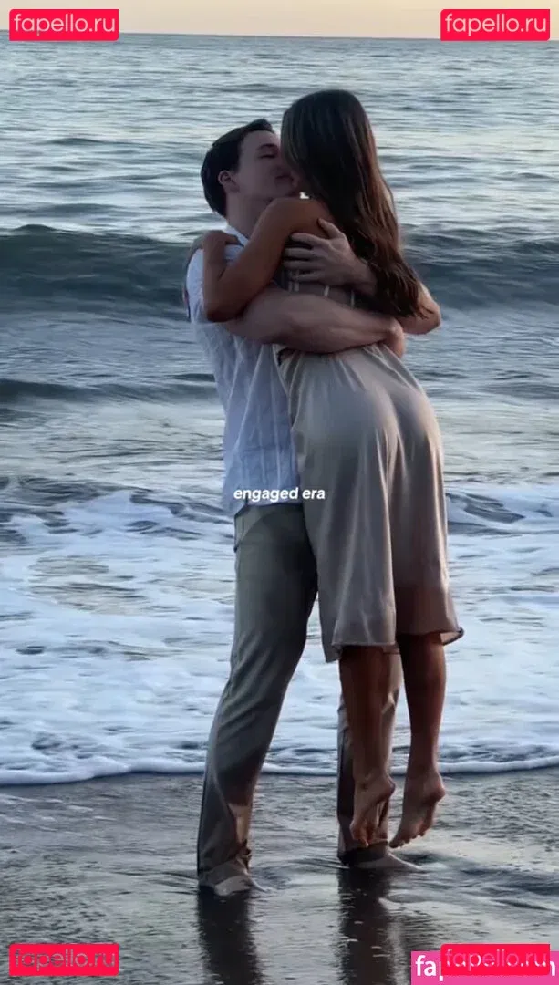 Isabela Lopez Onlyfans Photo Gallery 