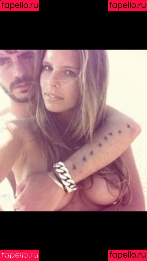 Natasha Oakley Onlyfans Photo Gallery 