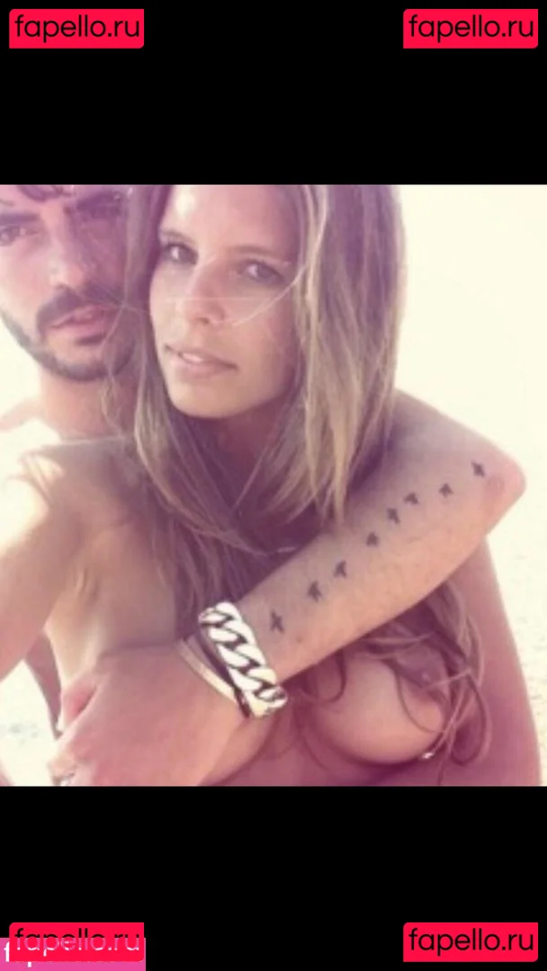 Natasha Oakley Onlyfans Photo Gallery 