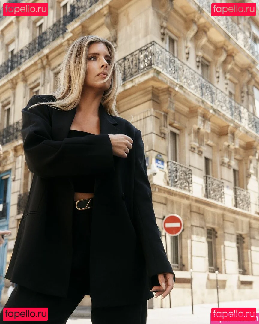 Natasha Oakley Onlyfans Photo Gallery 