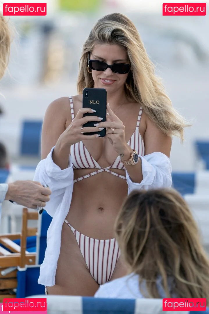 Natasha Oakley Onlyfans Photo Gallery 