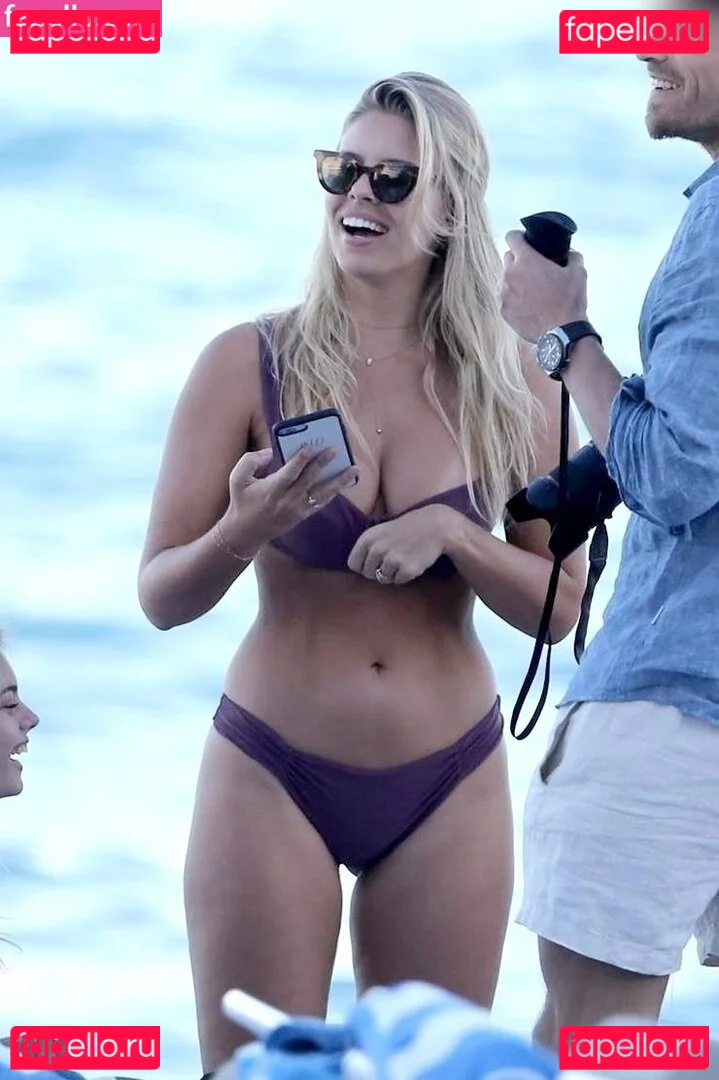 Natasha Oakley Onlyfans Photo Gallery 