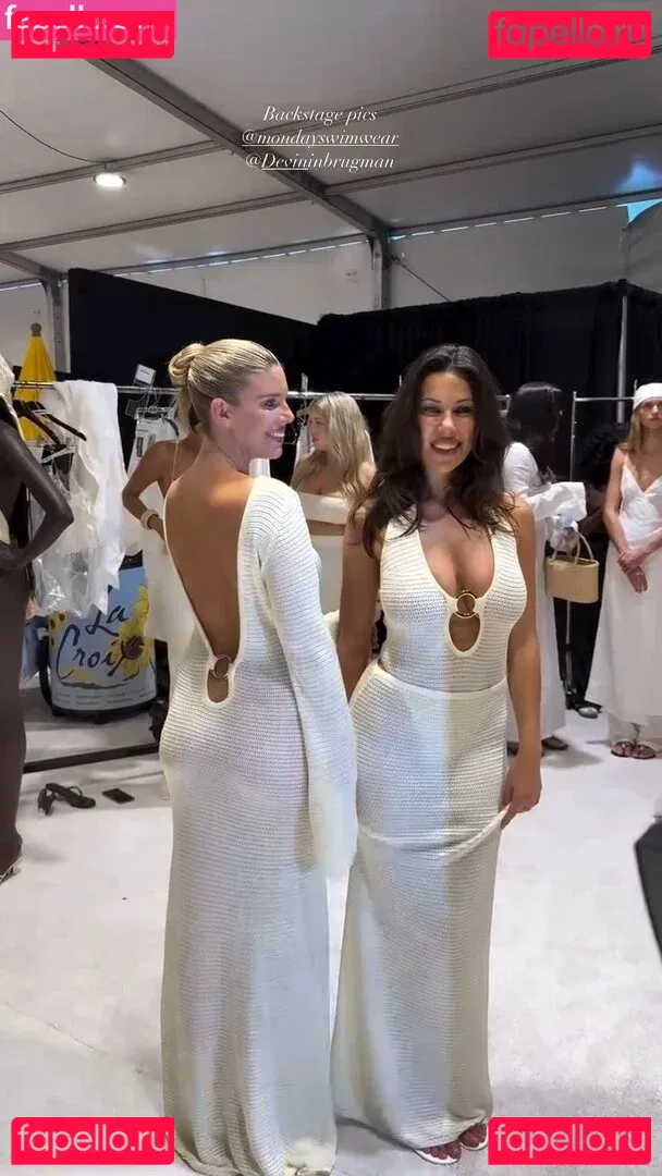 Natasha Oakley Onlyfans Photo Gallery 