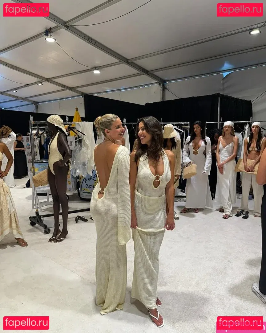 Natasha Oakley Onlyfans Photo Gallery 