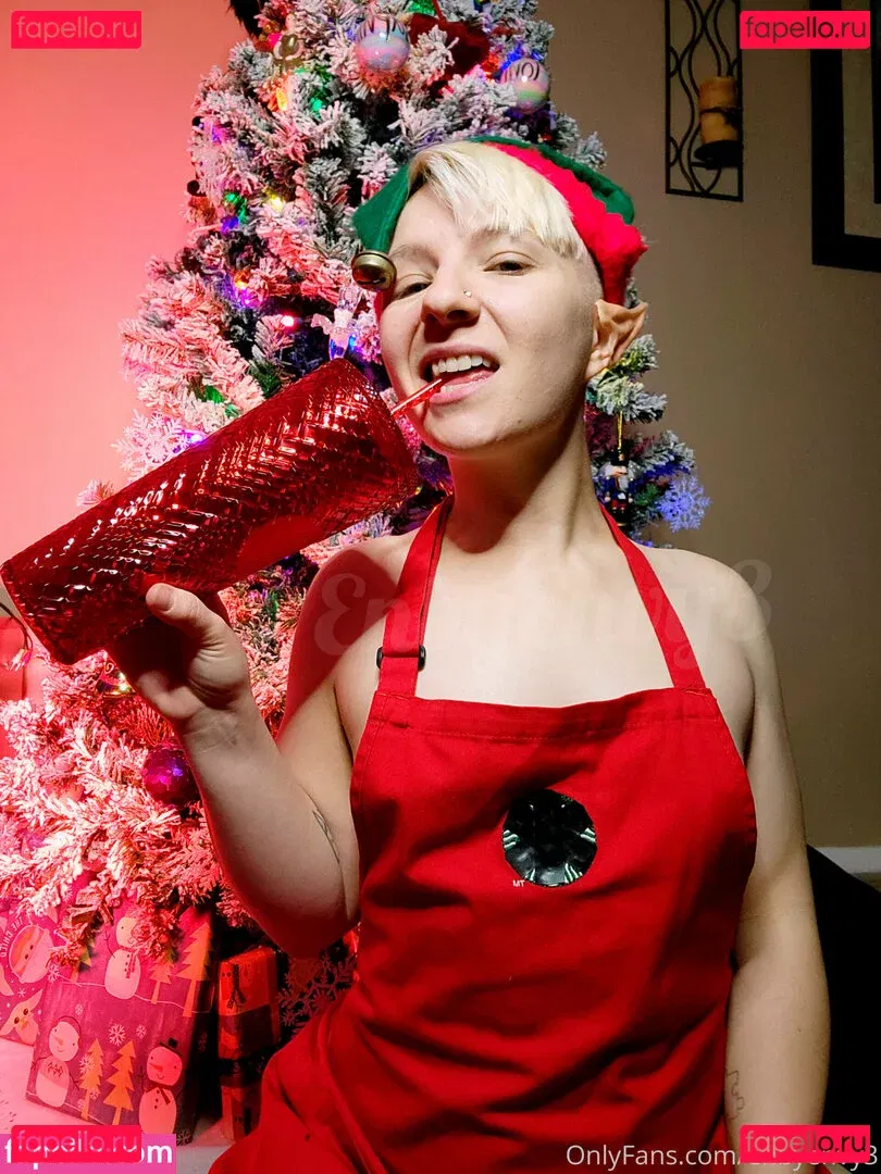 enbyenvy3 Onlyfans Photo Gallery 