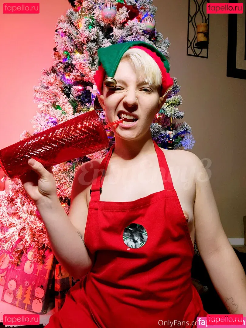 enbyenvy3 Onlyfans Photo Gallery 