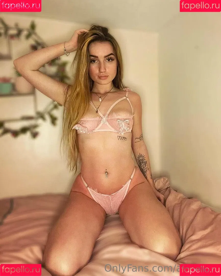 aprilopal Onlyfans Photo Gallery 
