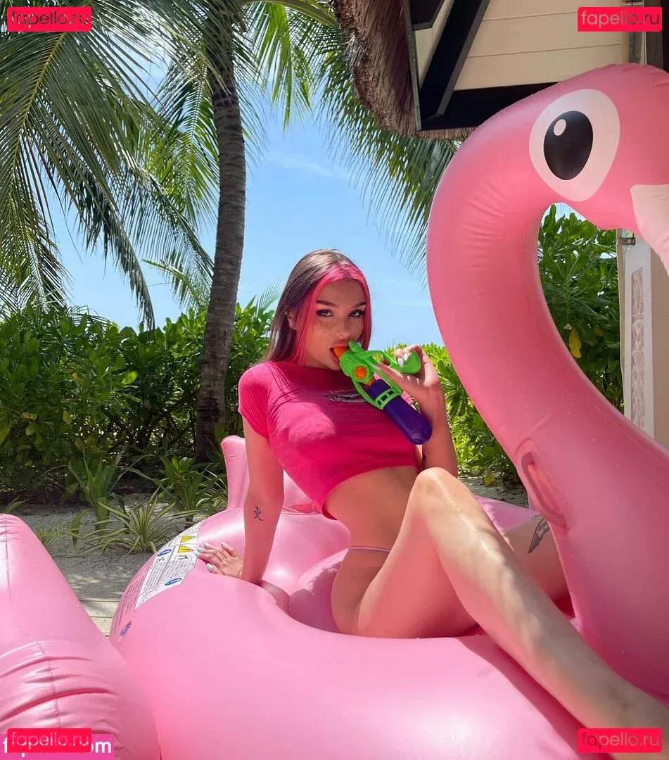 vlasyaxx Onlyfans Photo Gallery 