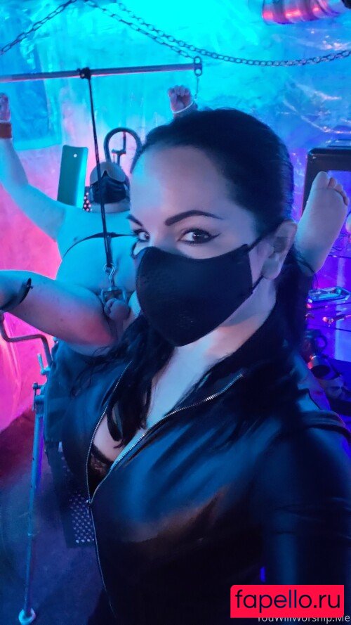 Blue Snow Onlyfans Photo Gallery 