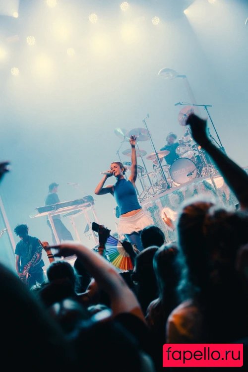 Pommelien Thijs Onlyfans Photo Gallery 