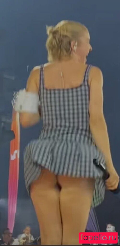 Pommelien Thijs Onlyfans Photo Gallery 