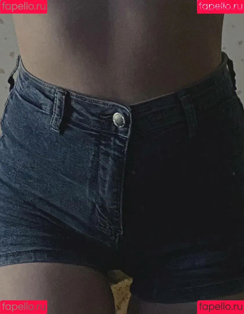 conitenok Onlyfans Photo Gallery 