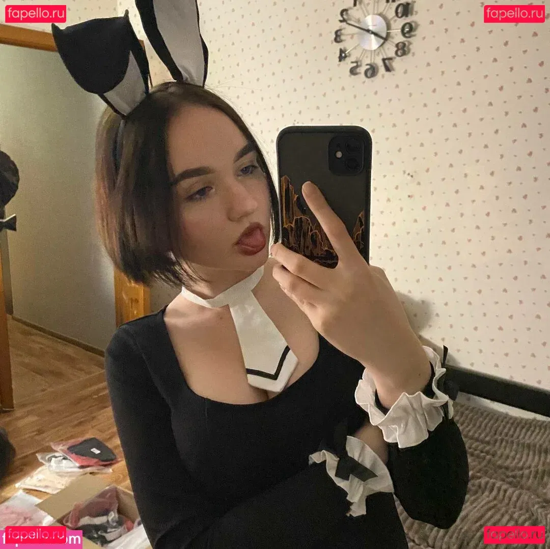 conitenok Onlyfans Photo Gallery 