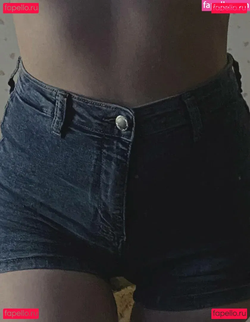 conitenok Onlyfans Photo Gallery 