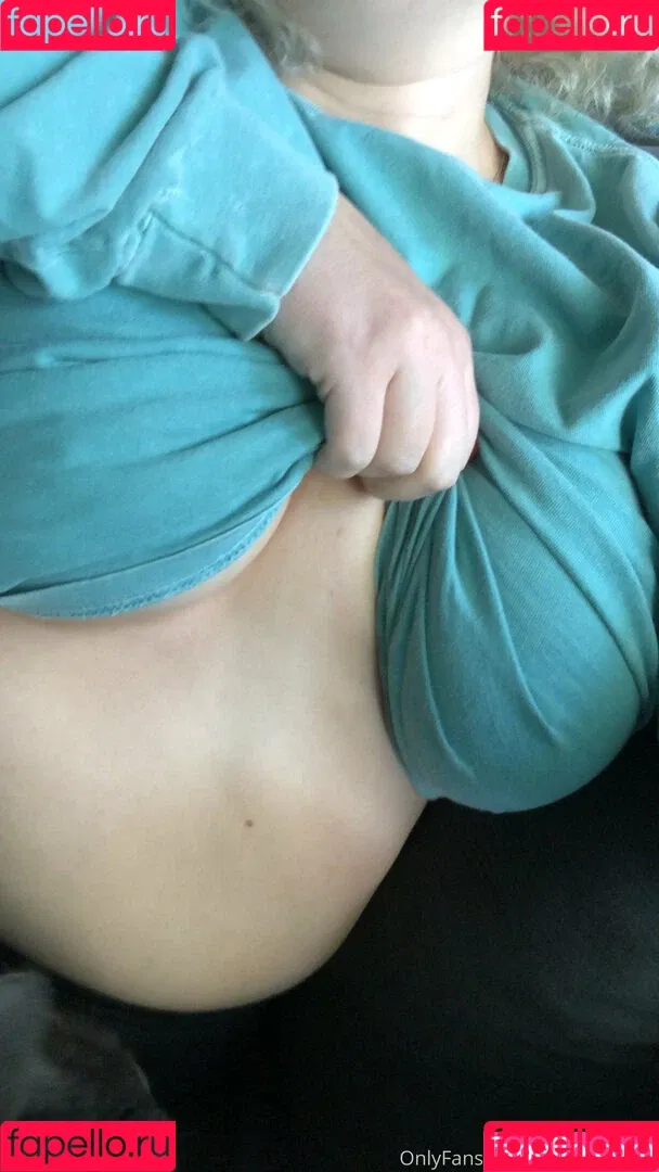 sofiathethirst Onlyfans Photo Gallery 