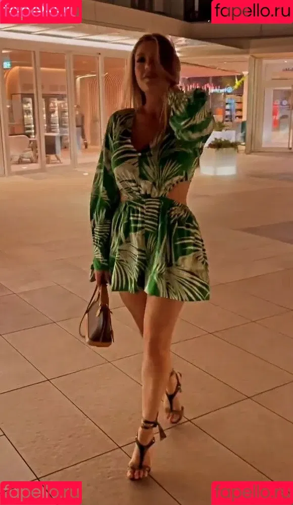 Ella Anastasiou Onlyfans Photo Gallery 