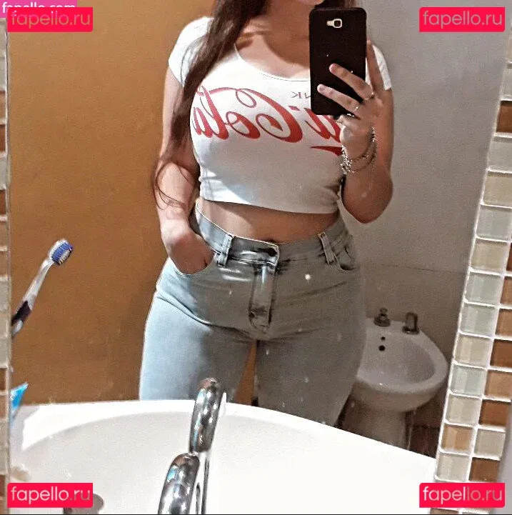 Selene Cuello Onlyfans Photo Gallery 