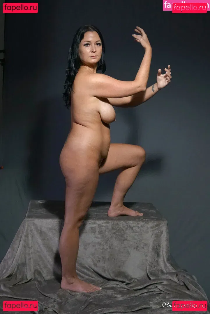 Croquis Cafe Onlyfans Photo Gallery 