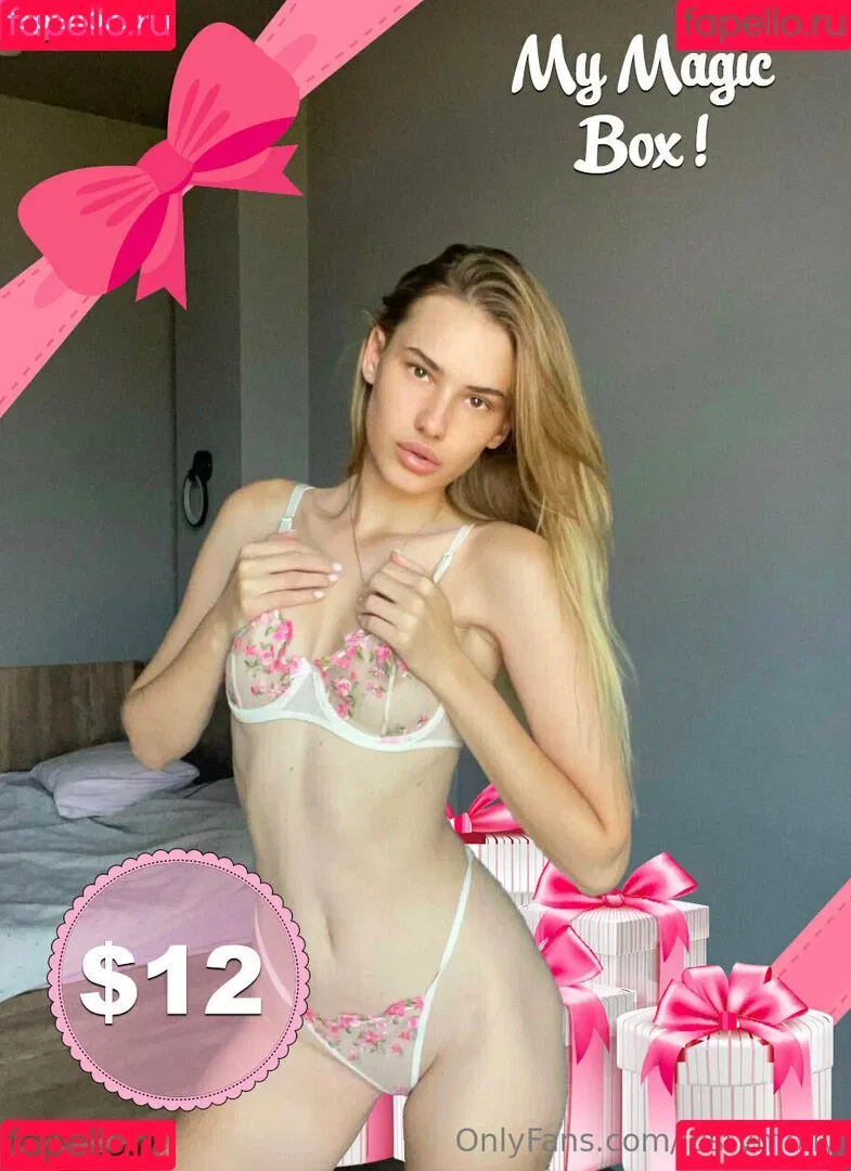 lustymolly Onlyfans Photo Gallery 