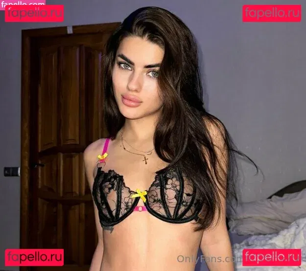lustymolly Onlyfans Photo Gallery 