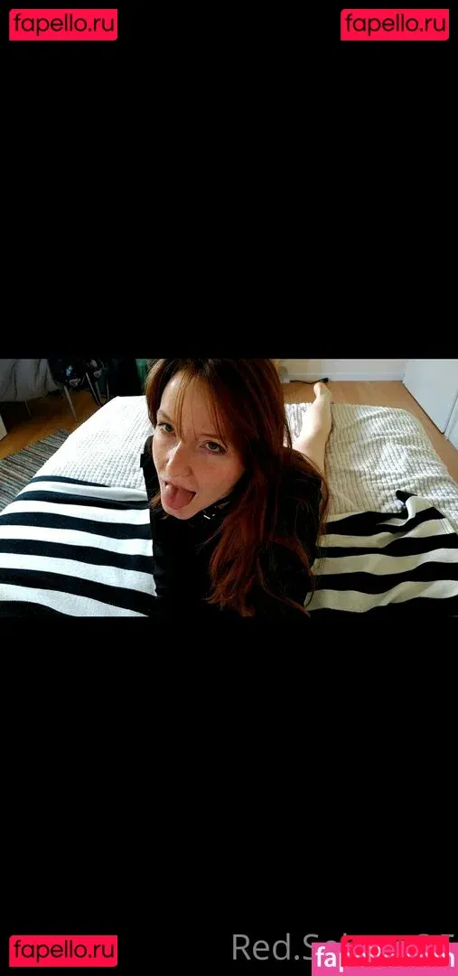 red.selene Onlyfans Photo Gallery 