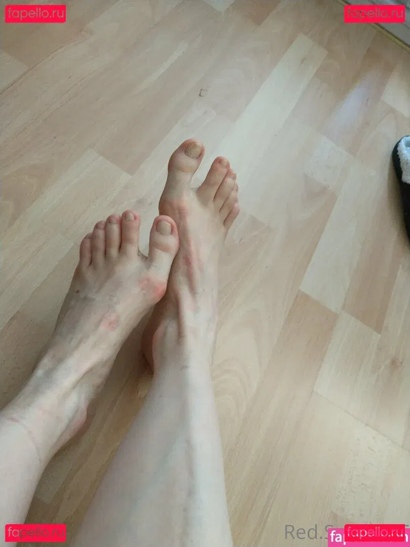 red.selene Onlyfans Photo Gallery 