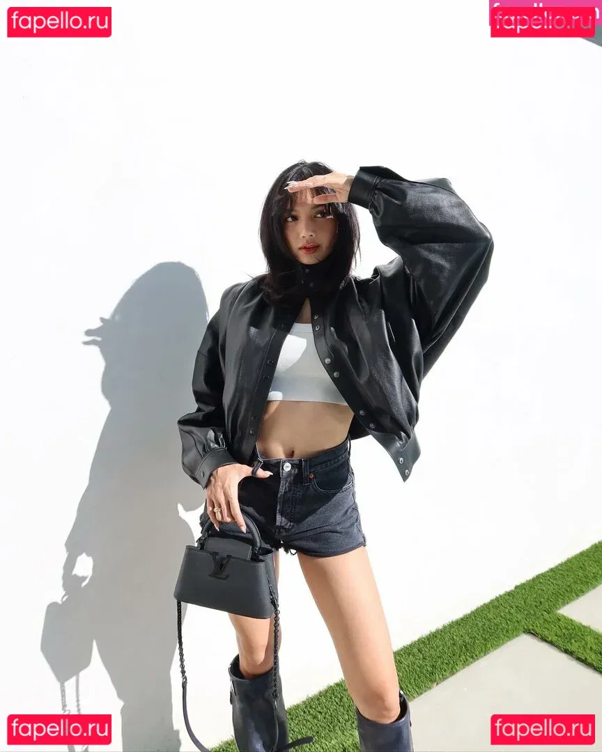 Lisa Blackpink Onlyfans Photo Gallery 