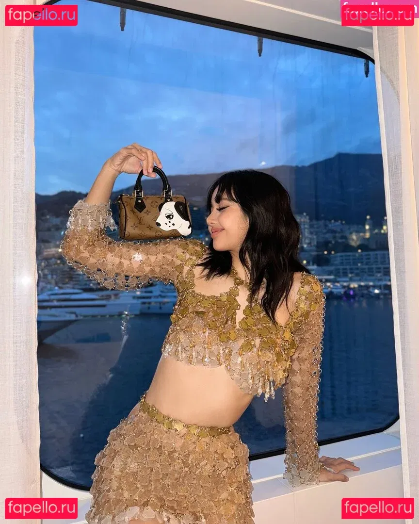 Lisa Blackpink Onlyfans Photo Gallery 