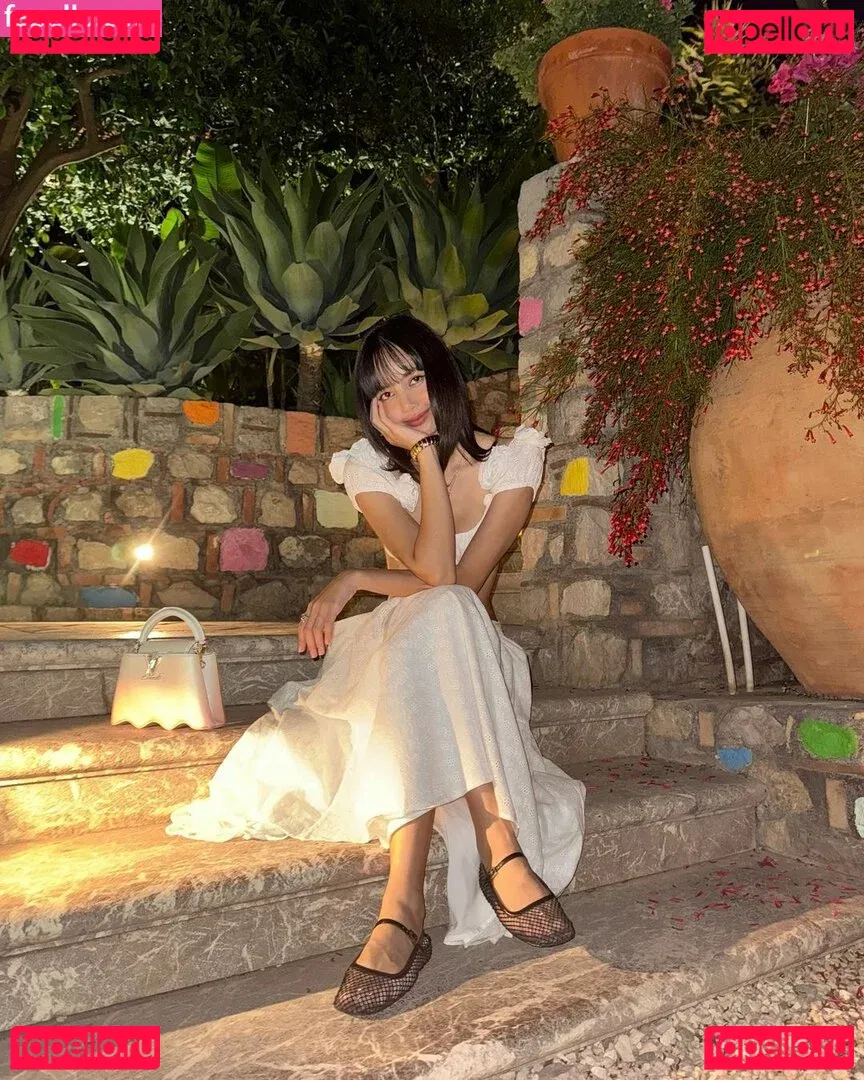 Lisa Blackpink Onlyfans Photo Gallery 