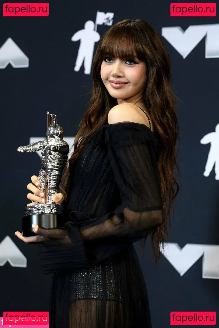 Lisa Blackpink Onlyfans Photo Gallery 